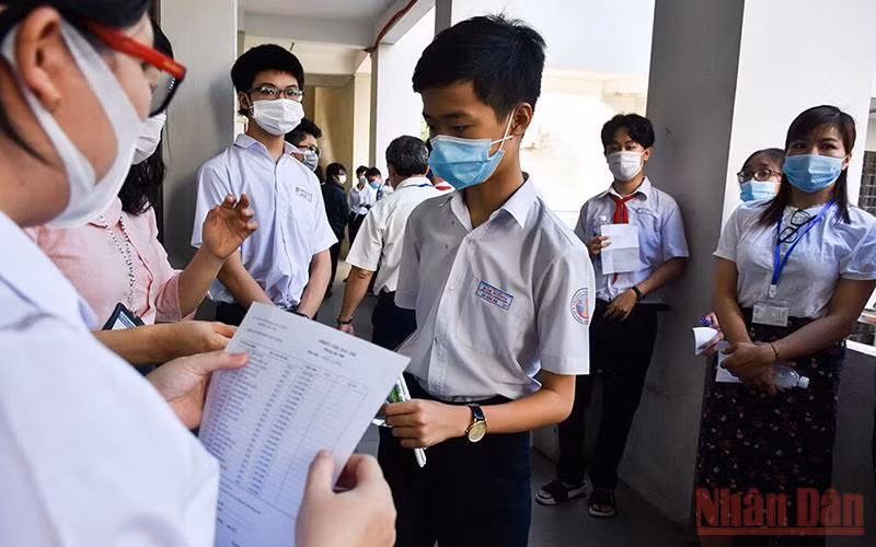 Thí sinh dự thi vào lớp 10 năm 2021.