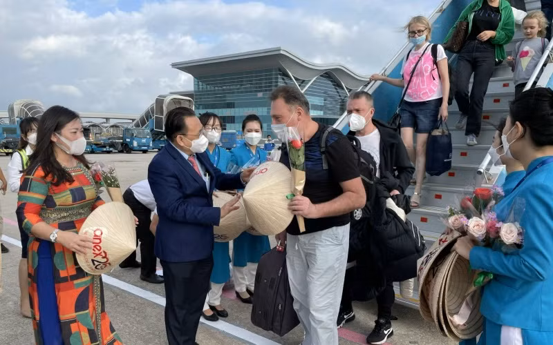 Khánh Hòa đón khách du lịch Nga trở lại sau gần 2 năm gián đoạn -0