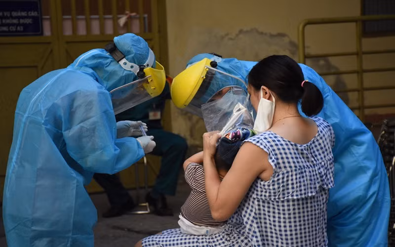 Đà Nẵng tiến hành ấy mẫu xét nghiệm bằng phương pháp gộp nhóm, sáng 9-8