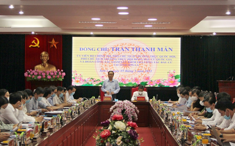 Đồng chí Trần Thanh Mẫn làm việc với lãnh đạo tỉnh Sơn La. IMG_9937-1620212093966.jpg