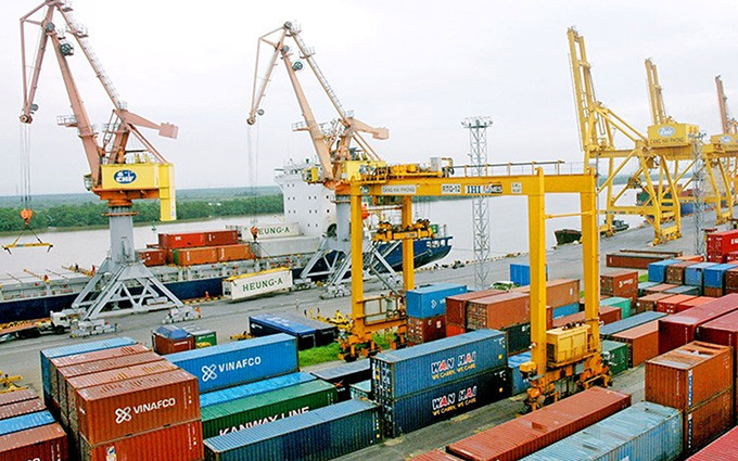 Bốc xếp container tại cảng Hải Phòng Cảng biển “đội sổ” về giá bốc xếp -0
