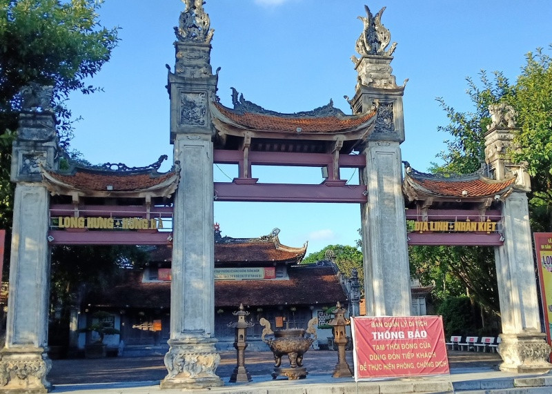 Chỉ thực hiện các nghi lễ truyền thống tại đền Trần Thái Bình.