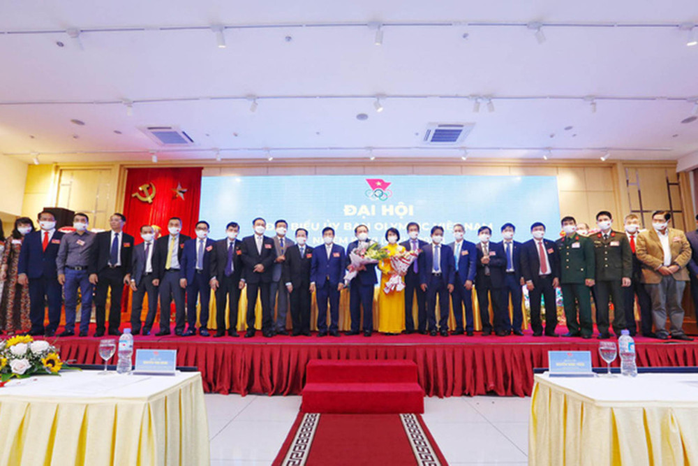 39 đại biểu được bầu vào Ban Chấp hành Ủy ban Olympic Việt Nam nhiệm kỳ VI. (Ảnh: VOC) Bộ trưởng Nguyễn Văn Hùng được bầu làm Chủ tịch Ủy ban Olympic Việt Nam nhiệm kỳ VI -0