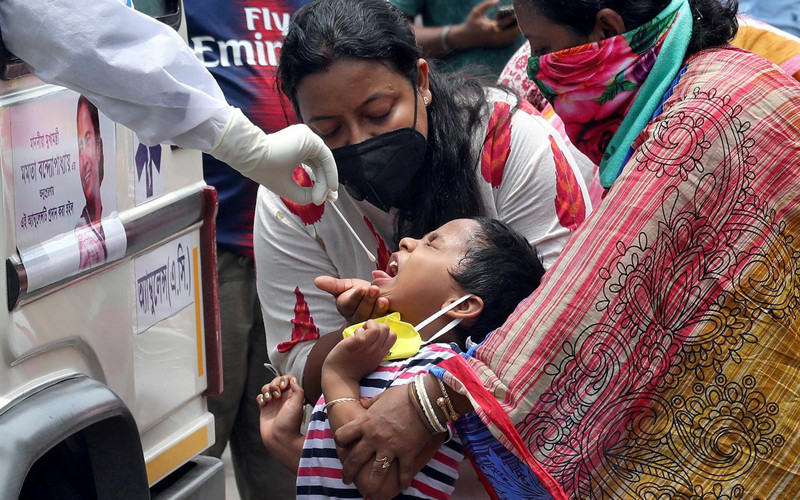 Ấn Độ là quốc gia có tổng số ca mắc Covid-19 cao thứ ba trên thế giới. Ảnh: REUTERS/Rupak De Chowdhuri Thế giới ghi nhận số ca mắc mới và số ca tử vong đều giảm trong 24 giờ qua -0