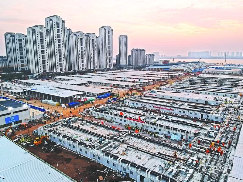 Vũ Hán đón mùa xuân mới -0