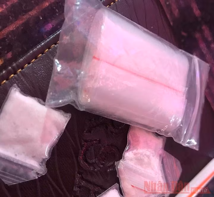 Phát hiện gần 100 đối tượng sử dụng ma túy trong quán bar ở Đồng Nai -0