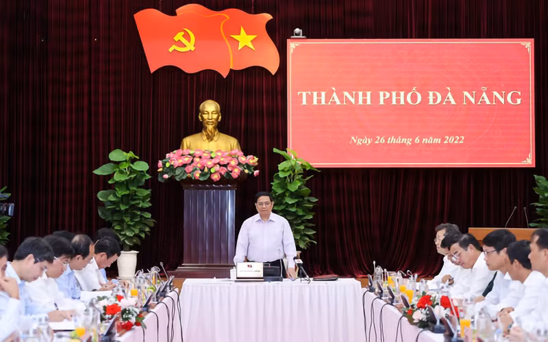 Thủ tướng Phạm Minh Chính và đoàn công tác Trung ương làm việc với Ban Thường vụ Thành ủy Đà Nẵng. 