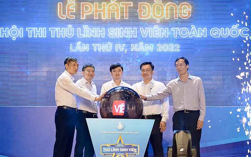 Đại diện ban tổ chức phát động Hội thi vào sáng 25/4.