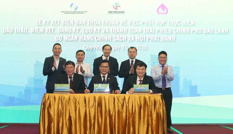 KBNN, HNX, VSD, NHCSXH ký kết thỏa thuận. Hội nghị thành viên thị trường trái phiếu Chính phủ quý 4-2020 -0