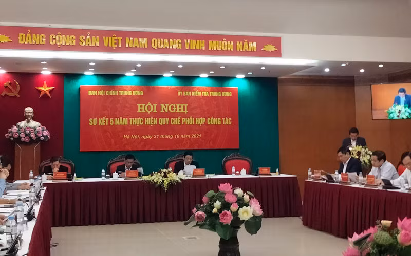 Quang cảnh hội nghị.