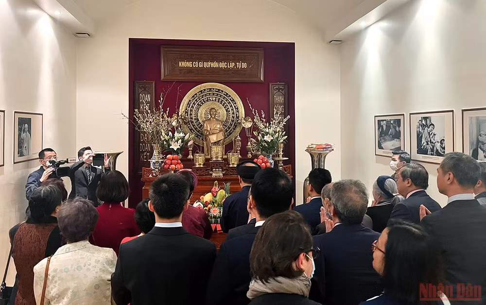 Xuân Quê hương tại Pháp -0