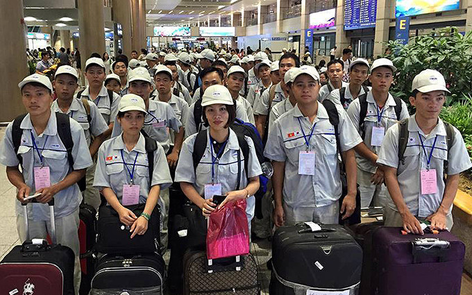 Lao động đi làm việc ở nước ngoài (Ảnh minh họa: Dolab).