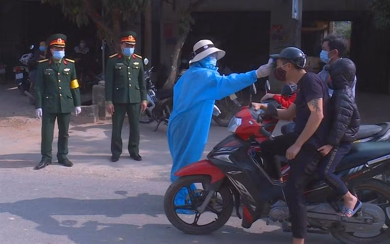 Lực lượng vũ trang tỉnh Hải Dương tích cực tham gia phòng chống dịch bệnh 