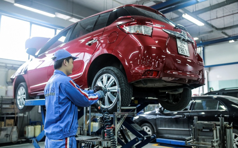 Hoạt động chăm sóc, bảo dưỡng xe của Toyota. (Ảnh minh họa) Dồn lực khắc phục hậu quả mưa lũ miền trung -0