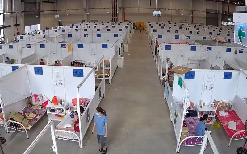 Bệnh viện dã chiến điều trị bệnh nhân Covid-19 Bình Dương số 1. 