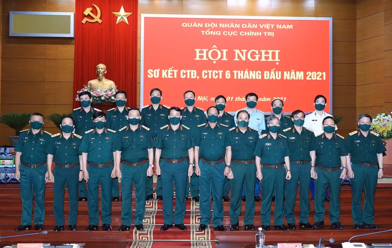 Nâng cao hiệu quả công tác đảng, công tác chính trị trong các nhiệm vụ -0