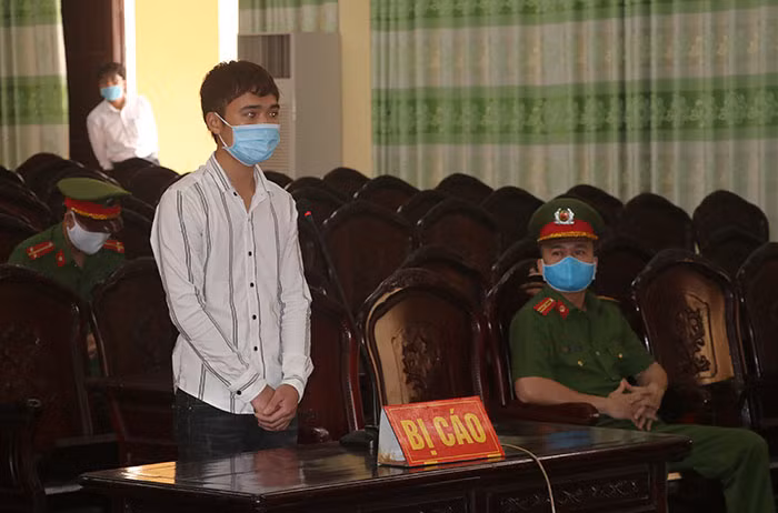 Phạt tù các đối tượng vi phạm pháp luật trong thời gian chống dịch ảnh 1