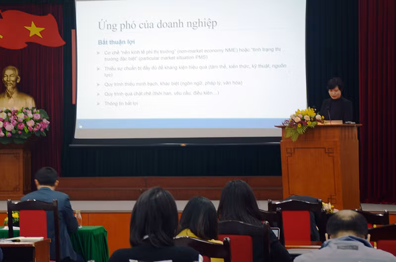 Hội nghị phổ biến thông tin về phòng vệ thương mại cho các cơ quan báo chí.