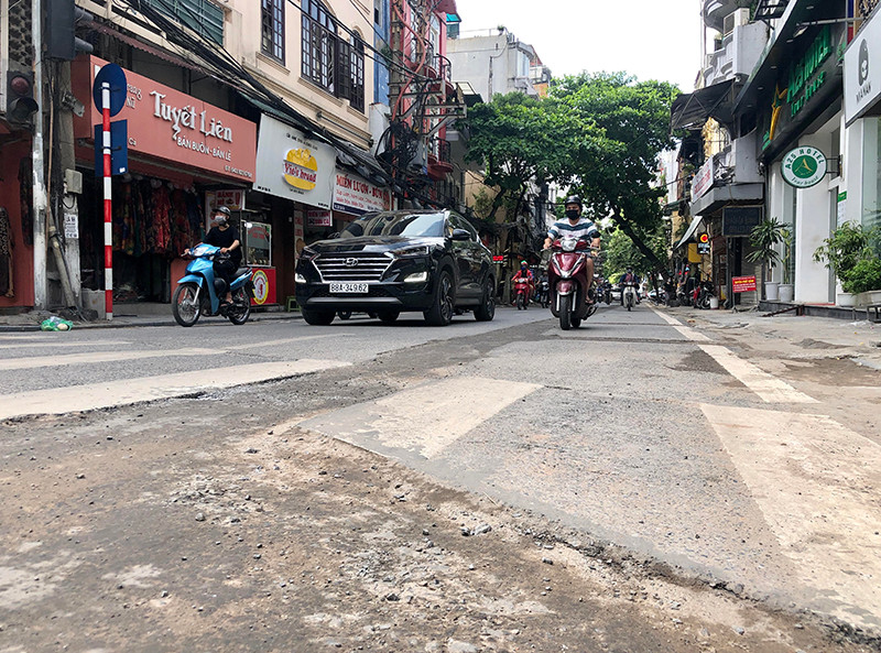 Phố Hàng Cân. 