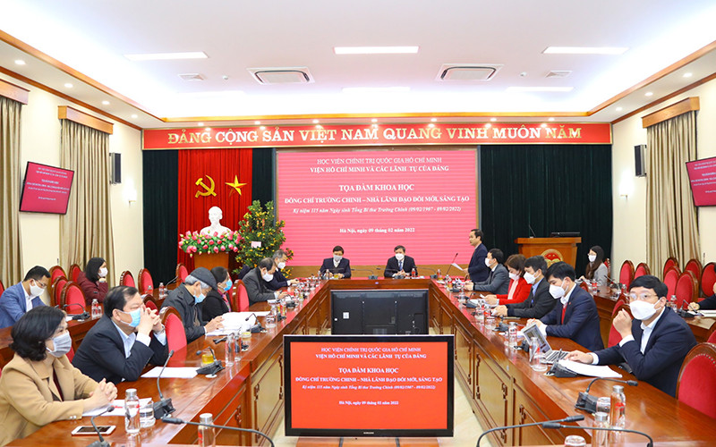 Quang cảnh buổi tọa đàm.