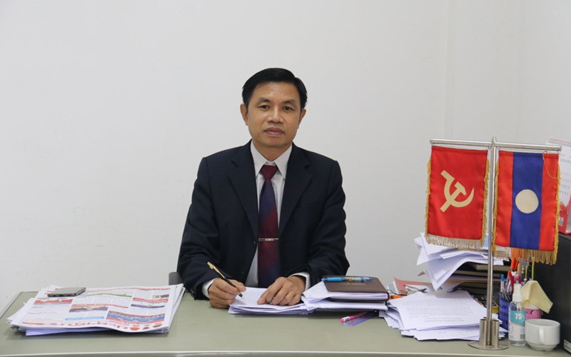 Ông Syvanh Homsayadeth, Phó Tổng Biên tập Báo Pasaxon.