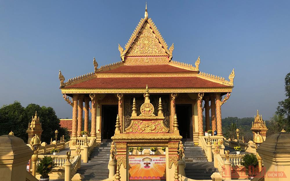 Chùa Khmer tại Làng. Khám phá “Chợ quê – Ký ức tuổi thơ” tại Làng Văn hóa - Du lịch các dân tộc Việt Nam -0