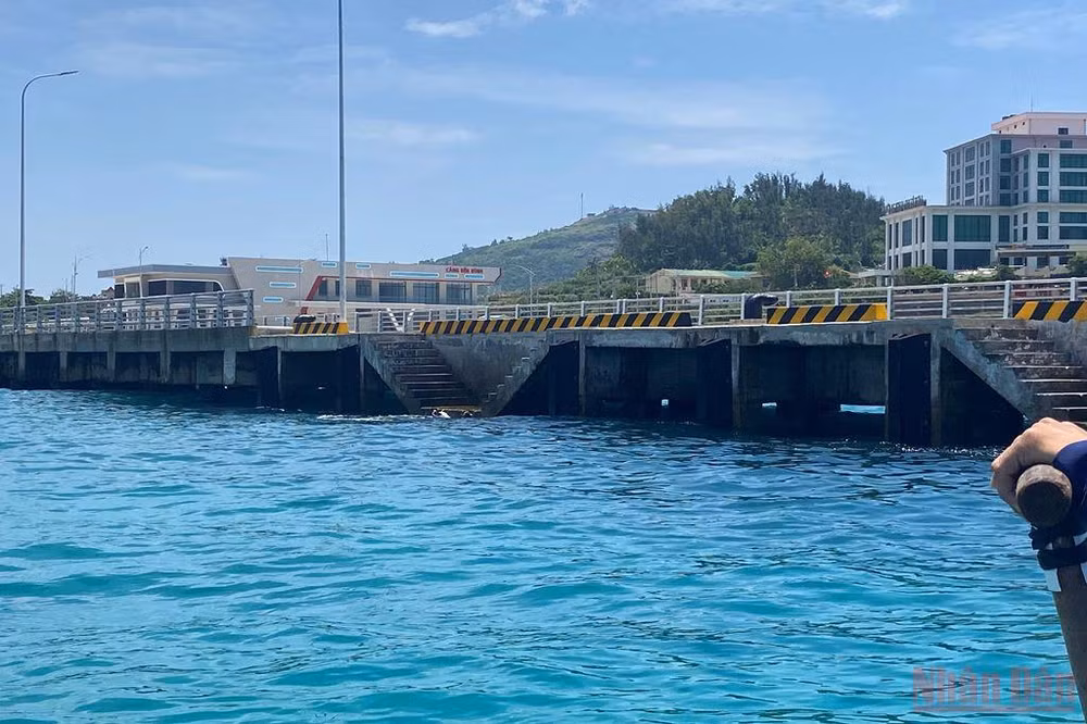 Nhiều “bất thường” tại cảng Bến Đình huyện đảo Lý Sơn -0