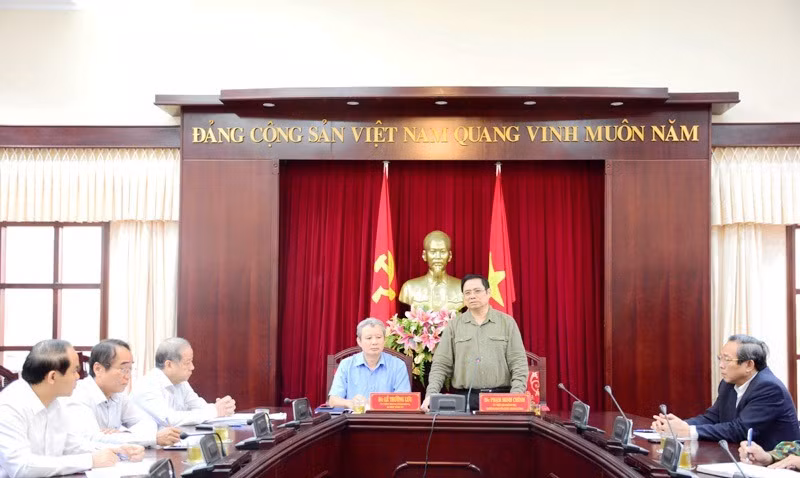 Kiểm tra công tác phòng phống, khắc phục hậu quả mưa lũ tại Quảng Trị -0