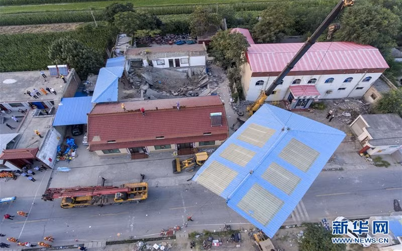 Hiện trường vụ sập nhà hàng. (Ảnh: Tân Hoa xã)