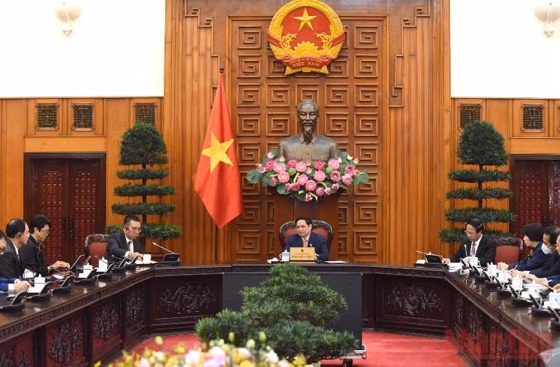Thủ tướng Phạm Minh Chính tiếp lãnh đạo hai tập đoàn SCG (Thái Lan) và Amata Việt Nam.