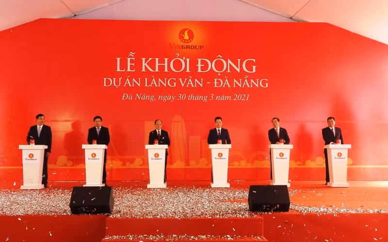 Bấm nút khởi động dự án khu phức hợp du lịch và nghỉ dưỡng Làng Vân.