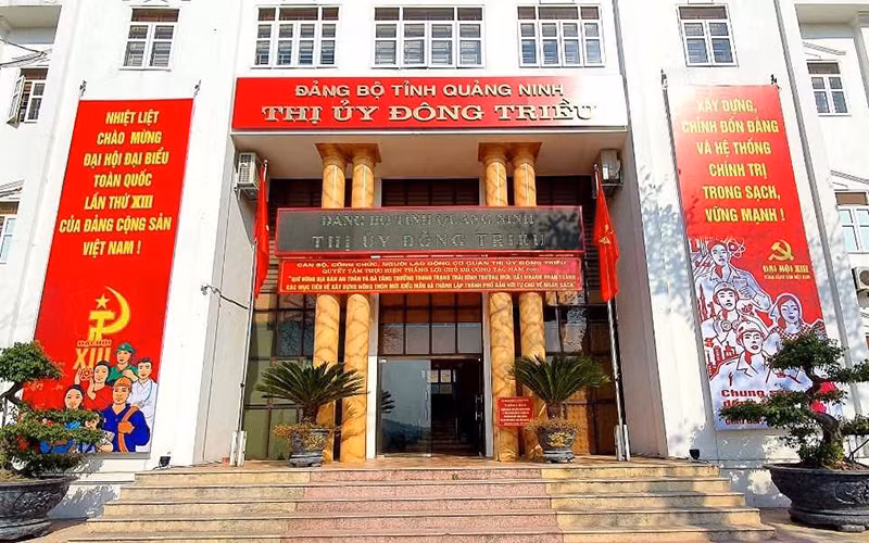 Khởi tố 4 cán bộ thuộc các cơ quan của thị xã Đông Triều liên quan vụ Công ty Việt Á