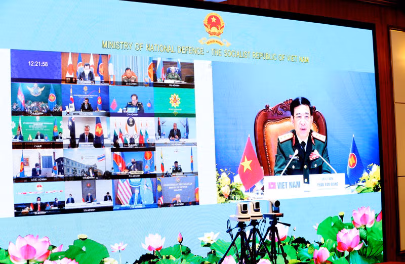 Hội nghị trực tuyến Bộ trưởng Quốc phòng các nước ASEAN mở rộng lần thứ 8. 