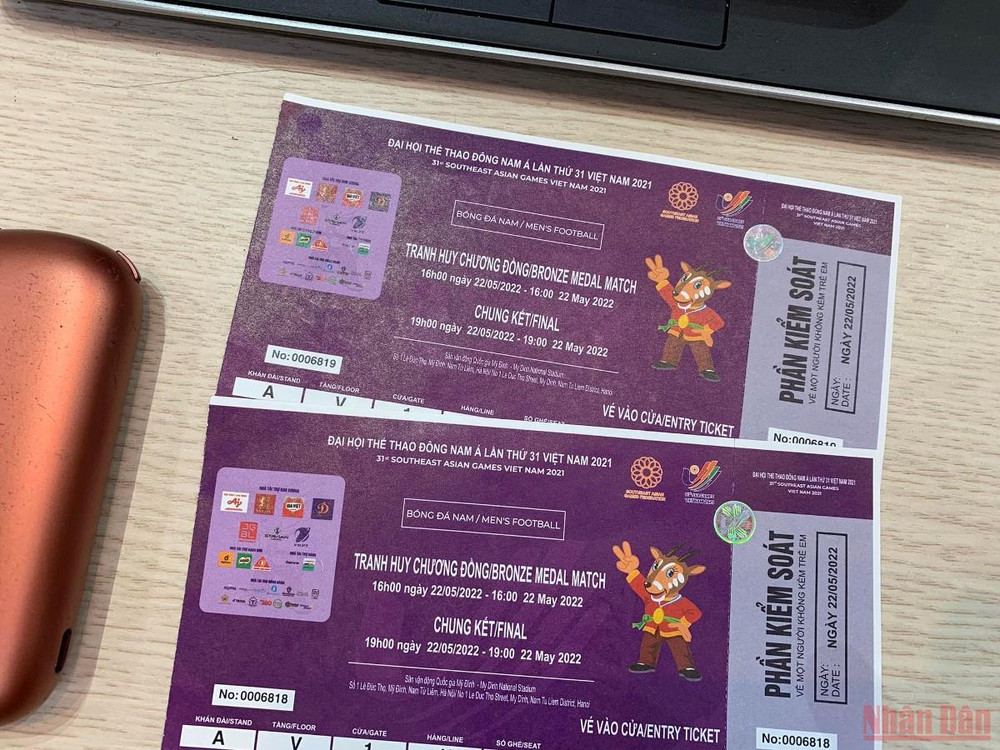 Vé online cũng hạ nhiệt mạnh vào chiều 22/5. Vé “chợ đen” chung kết bóng đá nam SEA Games 31 “hạ nhiệt” trước giờ G -0