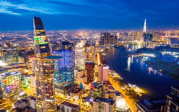 Khát vọng vươn xa -0