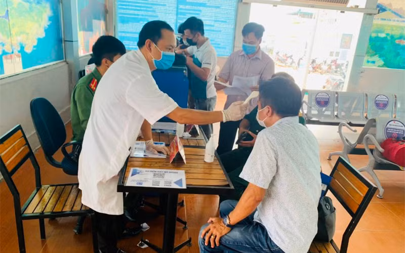 Kiểm soát chặt chẽ người ra vào địa bàn Cô Tô.