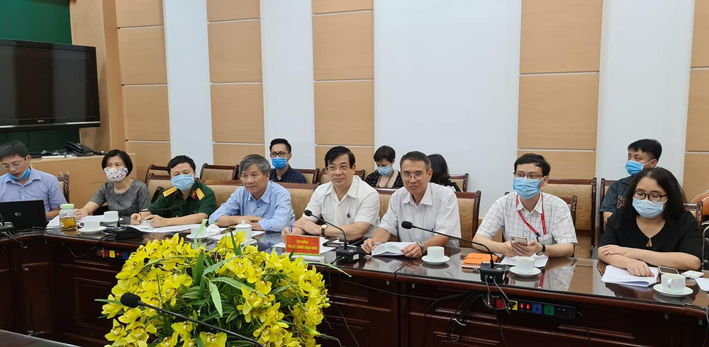 Hội đồng Chuyên môn xem xét áp dụng phương pháp pháp xét nghiệm gộp mẫu (pool) để xét nghiệm SAR-COV-2. 116434804_10223694372454069_6973-1597028363411.jpg