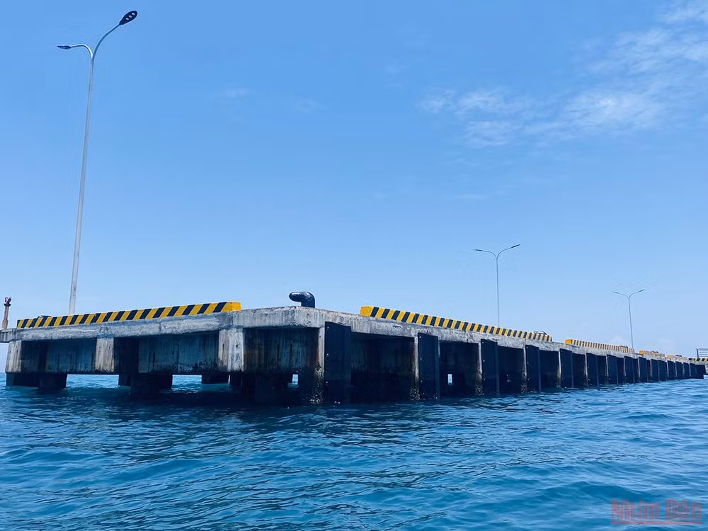 Quảng Ngãi: Khai thác thử nghiệm cảng Bến Đình ở huyện đảo Lý Sơn -2