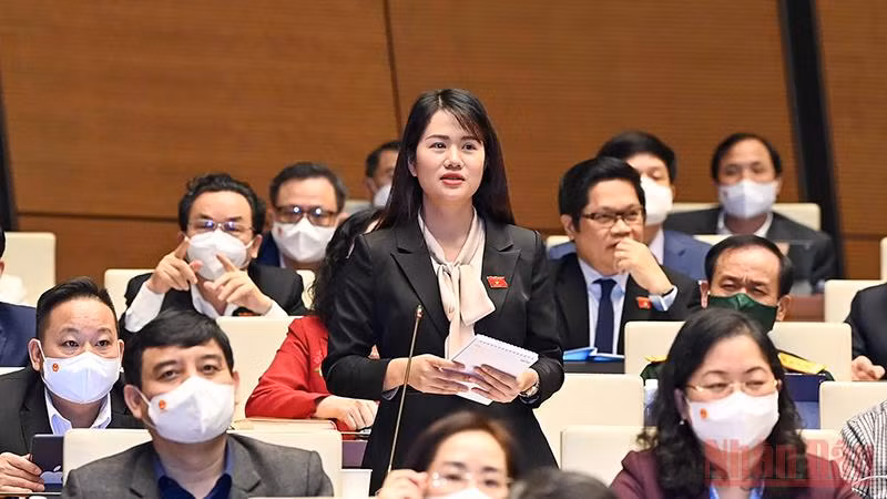 CẬP NHẬT: Thủ tướng Chính phủ Phạm Minh Chính lần đầu trả lời chất vấn trước Quốc hội -0