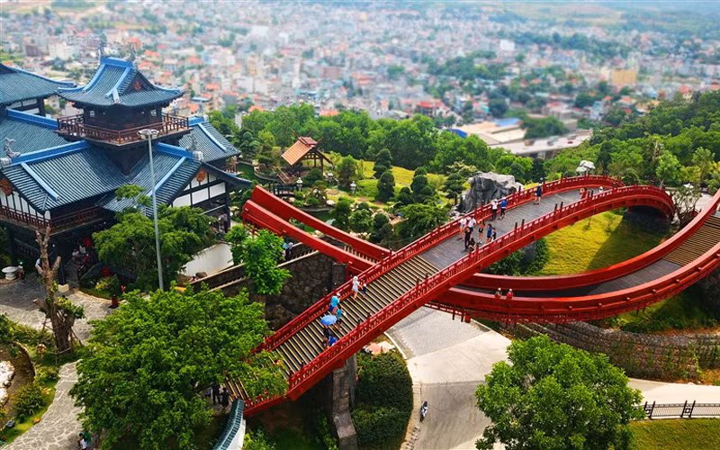 Sun World Halong Complex đón khách trở lại trải nghiệm Cáp treo Nữ Hoàng