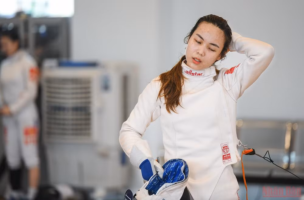 Một ngày của đội tuyển đấu kiếm Việt Nam -0