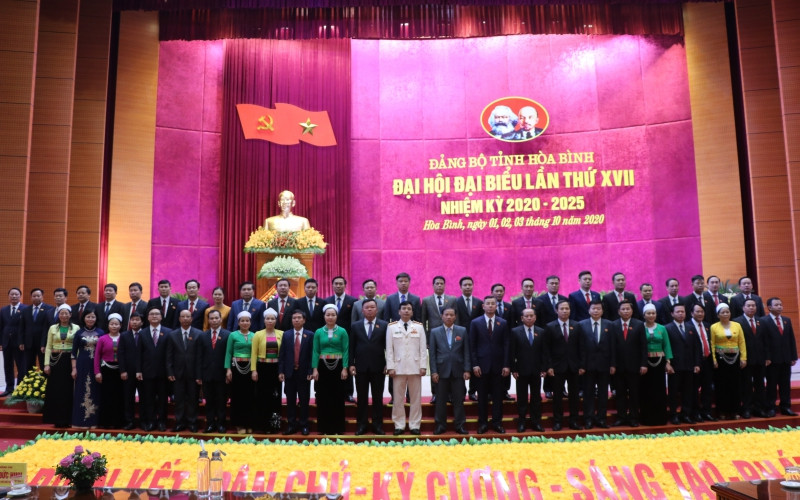Ban Chấp hành Đảng bộ tỉnh Hòa Bình nhiệm kỳ 2020-2025.
