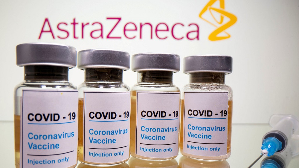 Vaccine ngừa Covid-19 của AstraZeneca. Ảnh: Reuters. Anh thử nghiệm kết hợp hai loại vaccine Pfizer và AstraZeneca -0