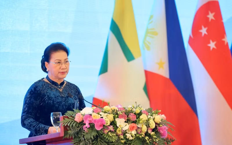 Chủ tịch AIPA 41 Nguyễn Thị Kim Ngân nhấn mạnh, việc tổ chức Đại hội đồng thể hiện nỗ lực của các nghị viện đồng hành cùng Chính phủ các nước ASEAN vượt qua khó khăn, đẩy lùi dịch bệnh. (Ảnh: Duy Linh)