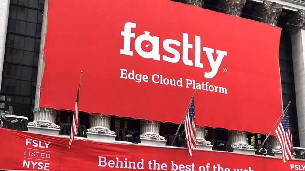 Đằng sau việc hàng loạt website nổi tiếng toàn cầu gặp sự cố -0