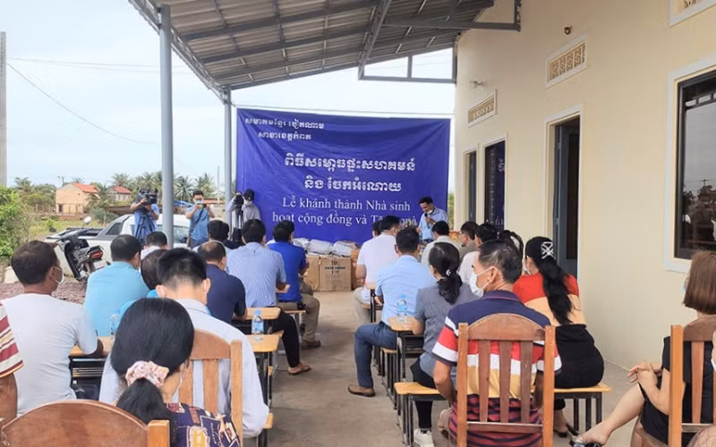 Khánh thành Nhà sinh hoạt cộng đồng, sáng 26-5.