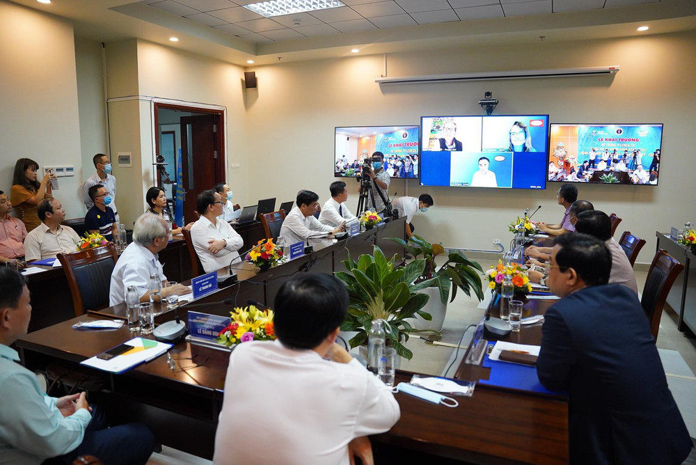 Đề án Khám chữa bệnh từ xa năm 2020 -2025 bằng việc về đích trước bốn ngày và vượt năm điểm so với mục tiêu hoàn thành kết nối 1.000 điểm trước ngày 15-9. Xây dựng mạng lưới y tế không giới hạn giữa các tuyến -0