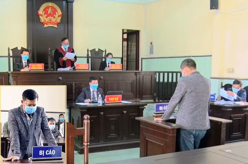 Quang cảnh phiên tòa .