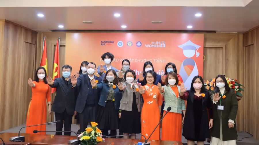 Các đại biểu tại lễ khởi động chương trình (Ảnh: UN Women).