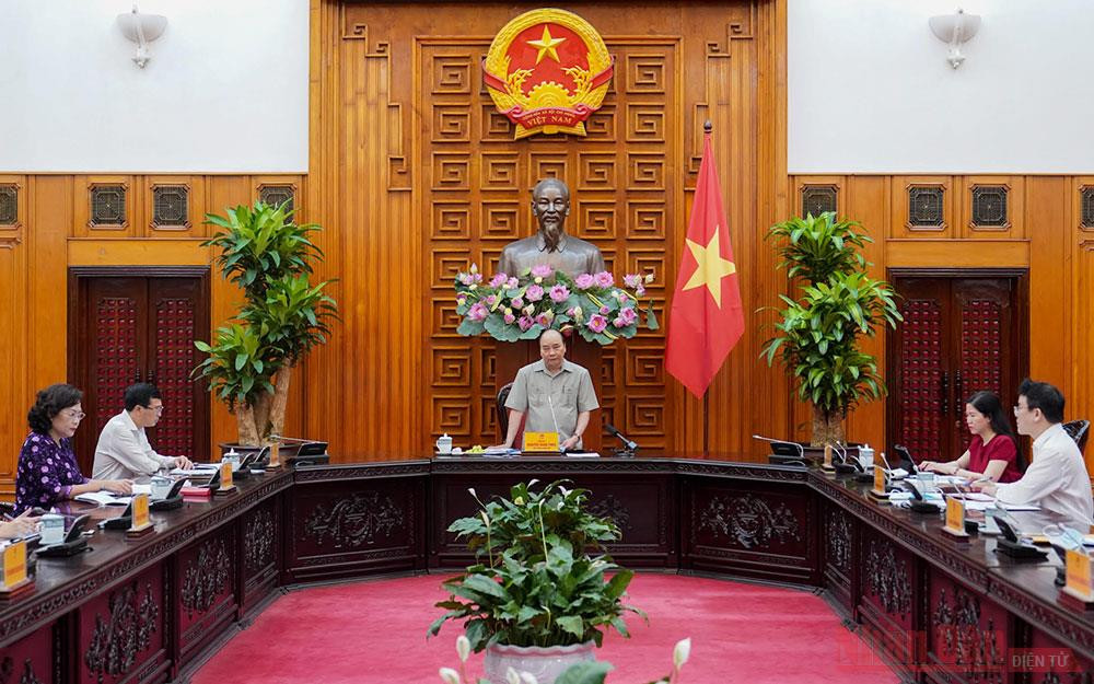 Thủ tướng chủ trì họp về số liệu thống kê và tình hình kinh tế-xã hội ảnh 1 Thủ tướng Nguyễn Xuân Phúc chủ trì họp về số liệu thống kê và tình hình kinh tế-xã hội -0